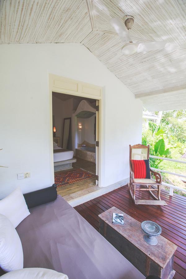 Karmel Villa Thalduwa Island - Five Bedroom Luxury Villa With Private Pool Ahangama Dış mekan fotoğraf